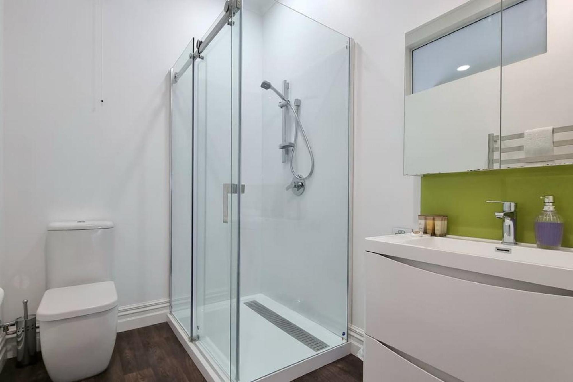Central Auckland 5-Bedroom Villa With Free Parking Exterior photo